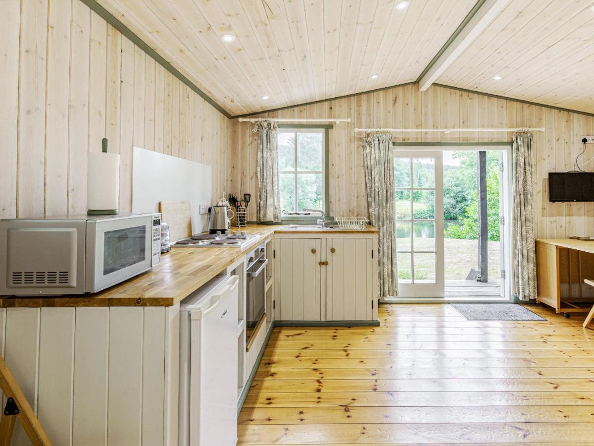 Lakeside Cabin Dunkeswell Екстер'єр фото